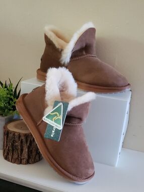 EMU NWT Platinum Mintaro Boots - Womens 5 / Mens 4